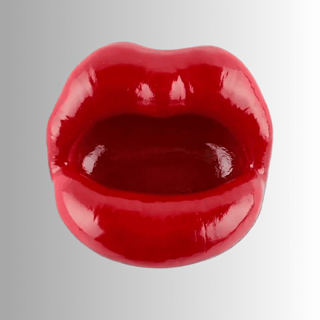 Pucker Up Ashtray